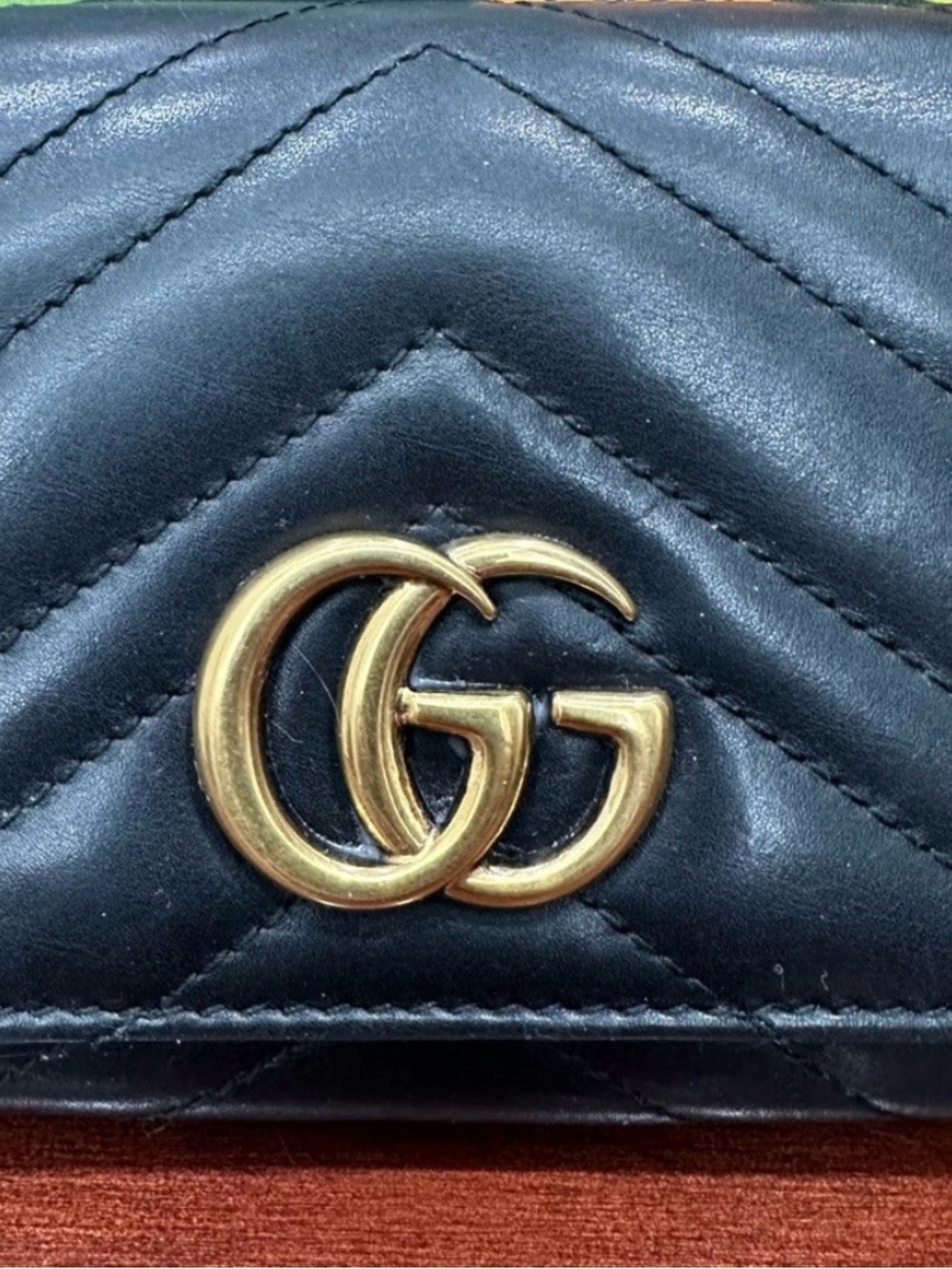 Gucci Marmont Chevron Quilted Black Leather Wallet with Gold GG EUC - Picture 9 of 9